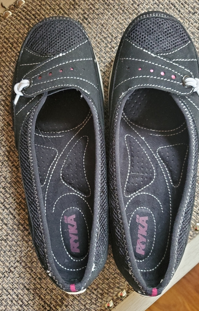 NWOB Ryka Quilted slip-on Mesh Skimmers